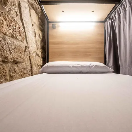 Santiago De Hostel Caminha