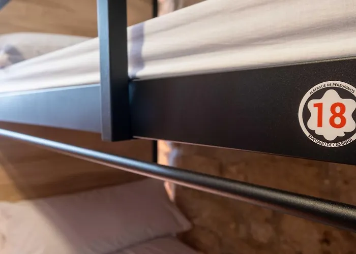 Albergue Santiago De *