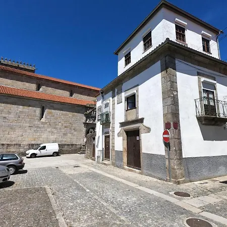 Vandrerhjem Santiago De *